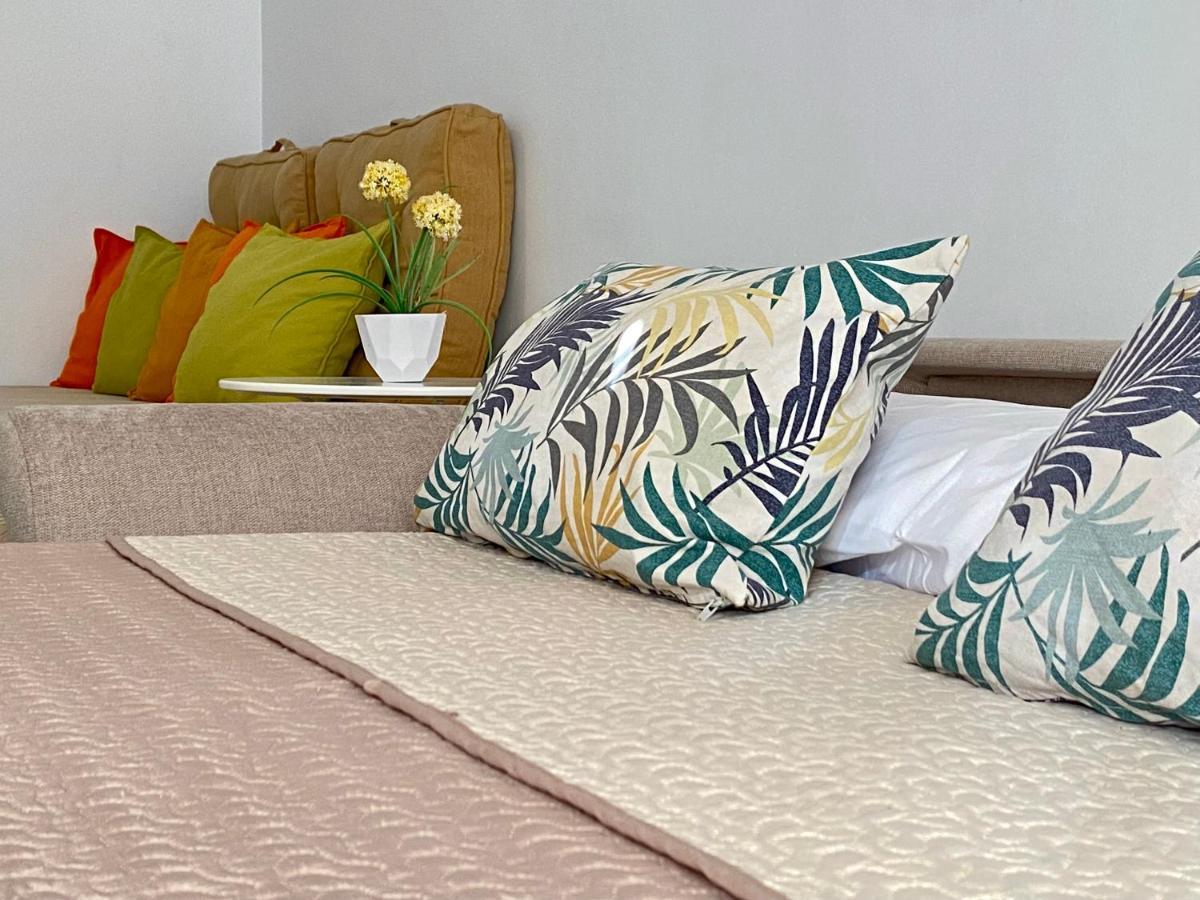 Studio With Access To The Garden. Open Pool. Beach Very Close. Wifi & Netflix Free Apartment Benalmádena Exterior foto