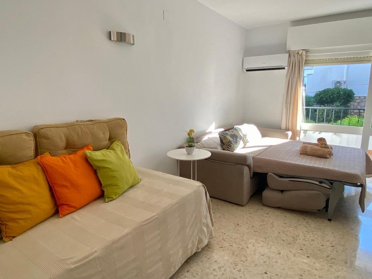 Studio With Access To The Garden. Open Pool. Beach Very Close. Wifi & Netflix Free Apartment Benalmádena Exterior foto